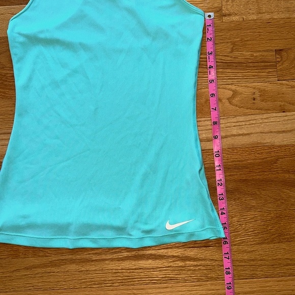Nike Womans Tank - Picture 3 of 4